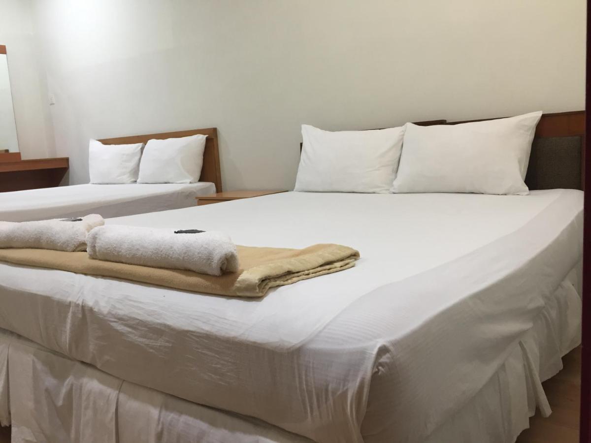 Hotel Sri Malim Tanjong Malim Ngoại thất bức ảnh