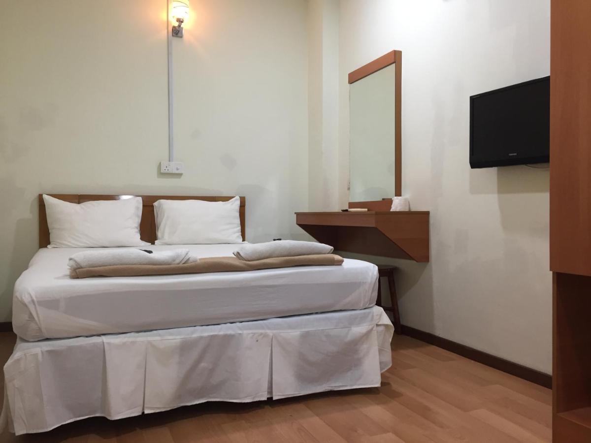 Hotel Sri Malim Tanjong Malim Ngoại thất bức ảnh